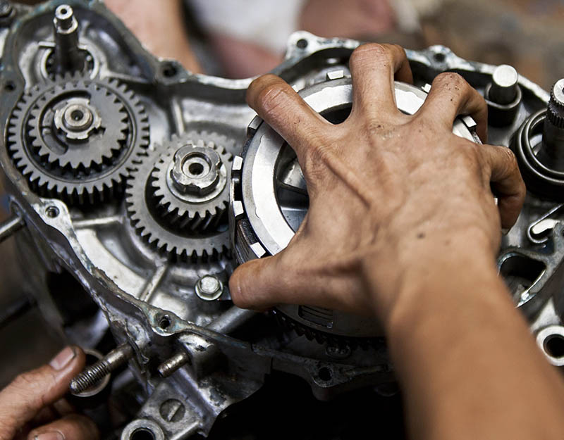 The important role of the crankshaft and cylinder in a motorcycle engine